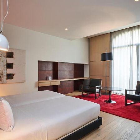 เมร์เซร์ กาซา ตอร์เนร์ อี เกย Hotel บิลาฟรังกา เดล เปเนเดส ภายนอก รูปภาพ