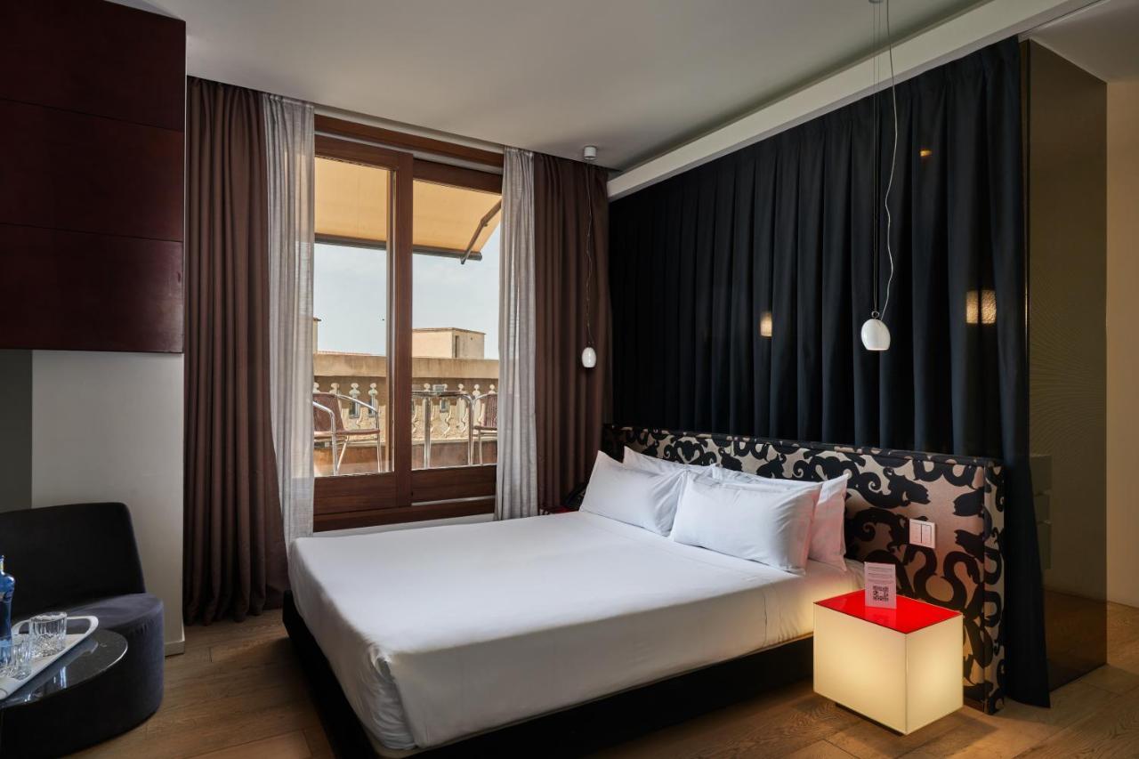 เมร์เซร์ กาซา ตอร์เนร์ อี เกย Hotel บิลาฟรังกา เดล เปเนเดส ภายนอก รูปภาพ