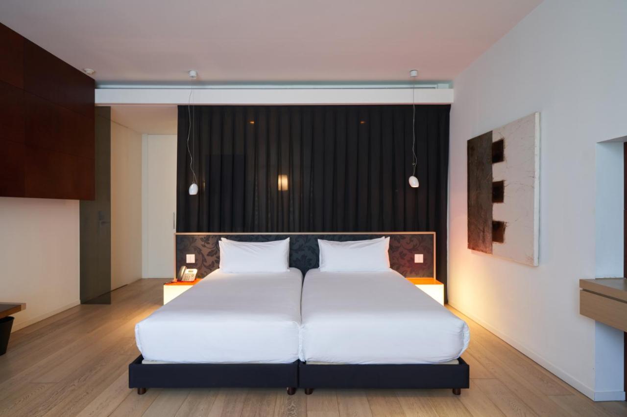 เมร์เซร์ กาซา ตอร์เนร์ อี เกย Hotel บิลาฟรังกา เดล เปเนเดส ภายนอก รูปภาพ